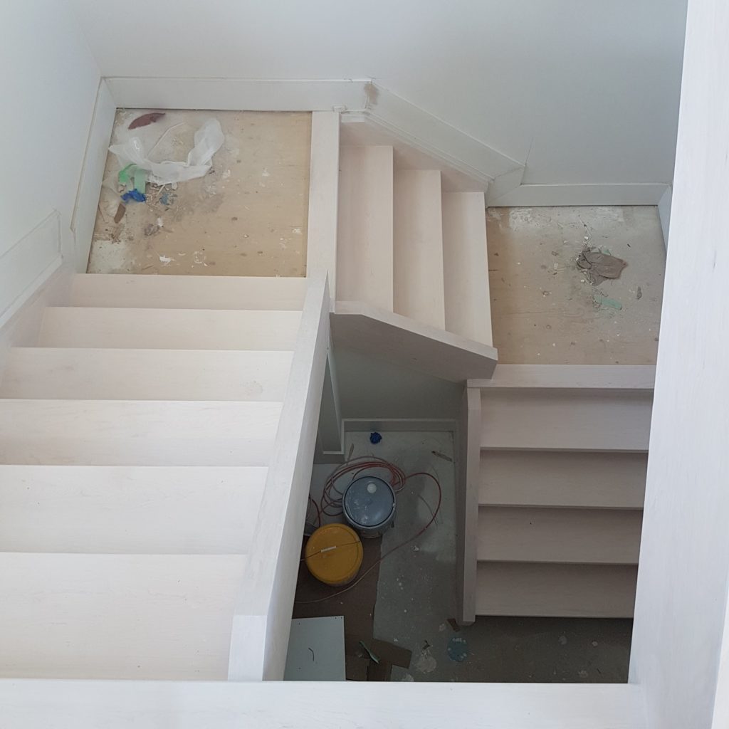 Closer Riser Straight Stairs – Stair FAS Inc.